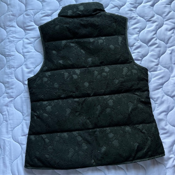 Banana Republic Black Lace Puff Vest - Picture 3 of 14